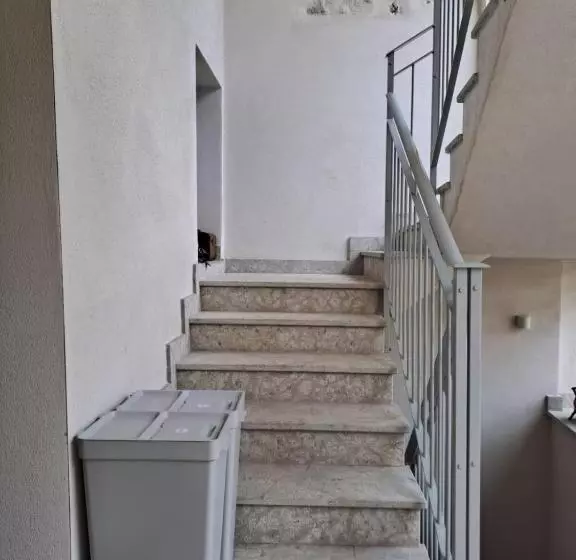 Majatalo Vicolo Isola