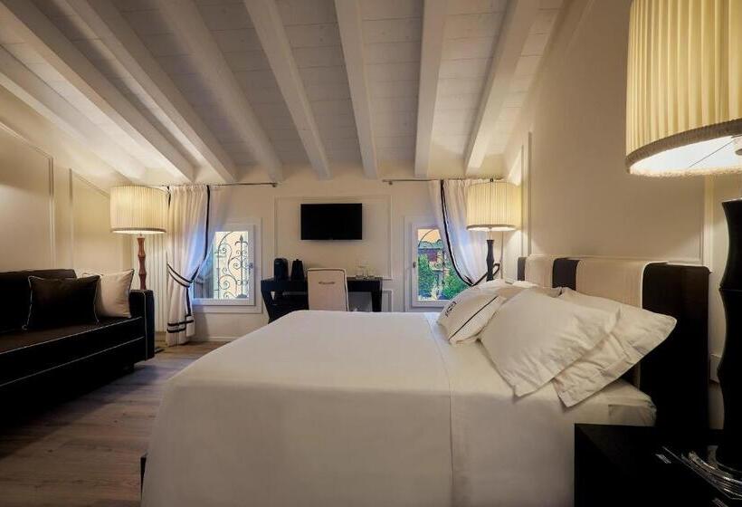 تختخواب و صبحانه Casa Pierdonà