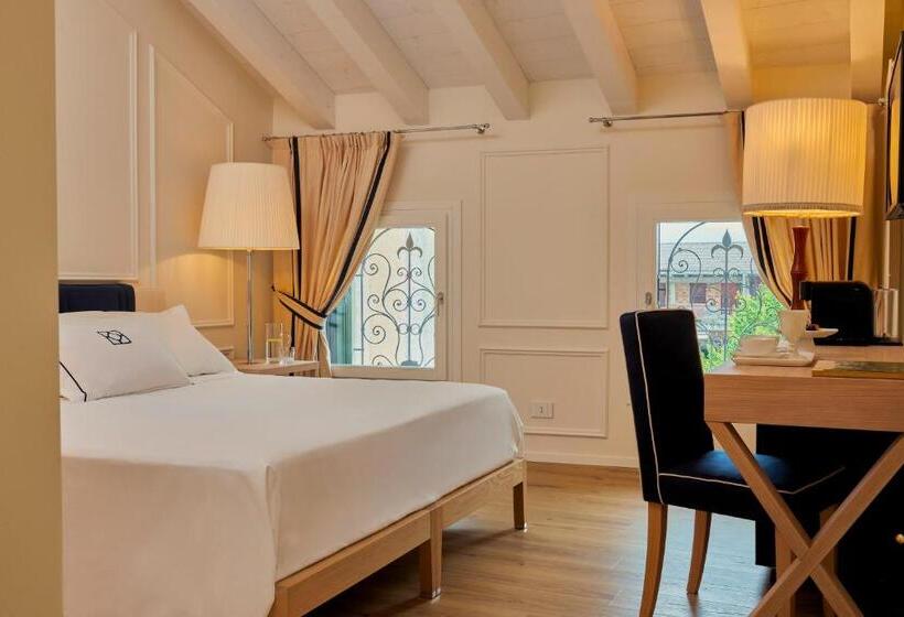 تختخواب و صبحانه Casa Pierdonà