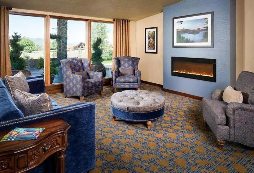 ホテル Comfort Inn & Suites