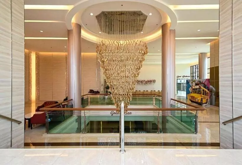 Hotelli Golden Sea Pool Villa Huahin