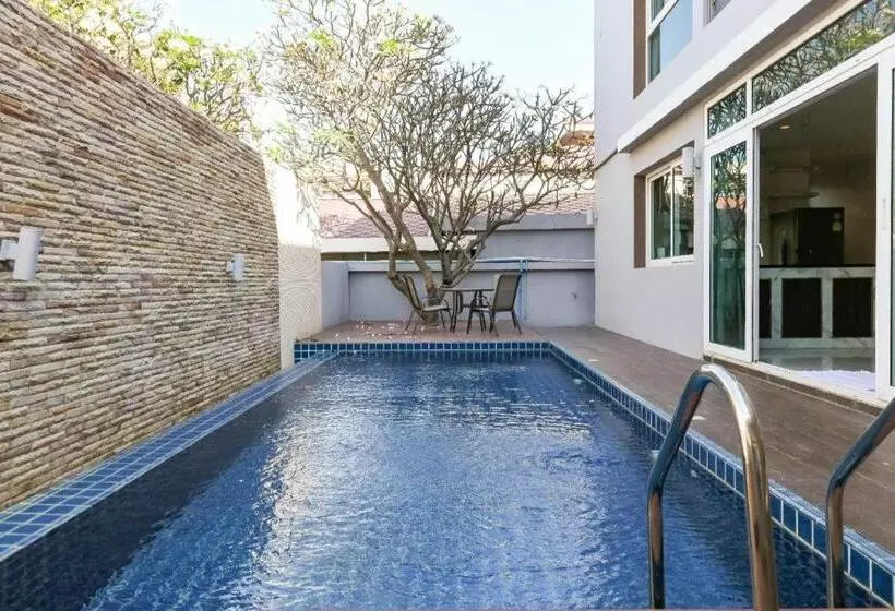 Hotelli Golden Sea Pool Villa Huahin