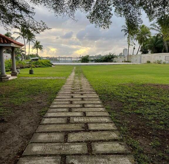 Hotel Le Palais D Akwa