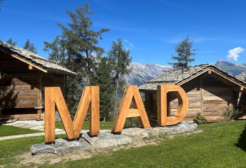 בית מלון כפרי Mad Retreat