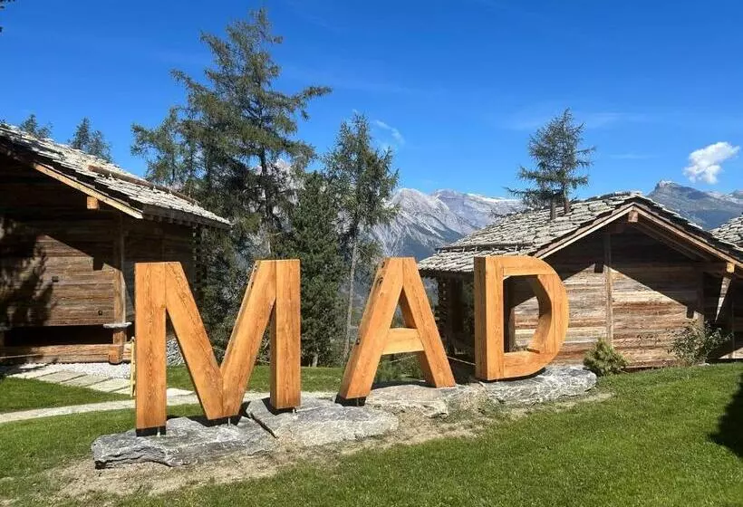 ホテル Mad Retreat