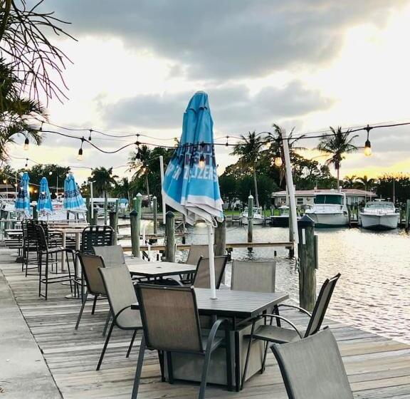 בית מלון כפרי None