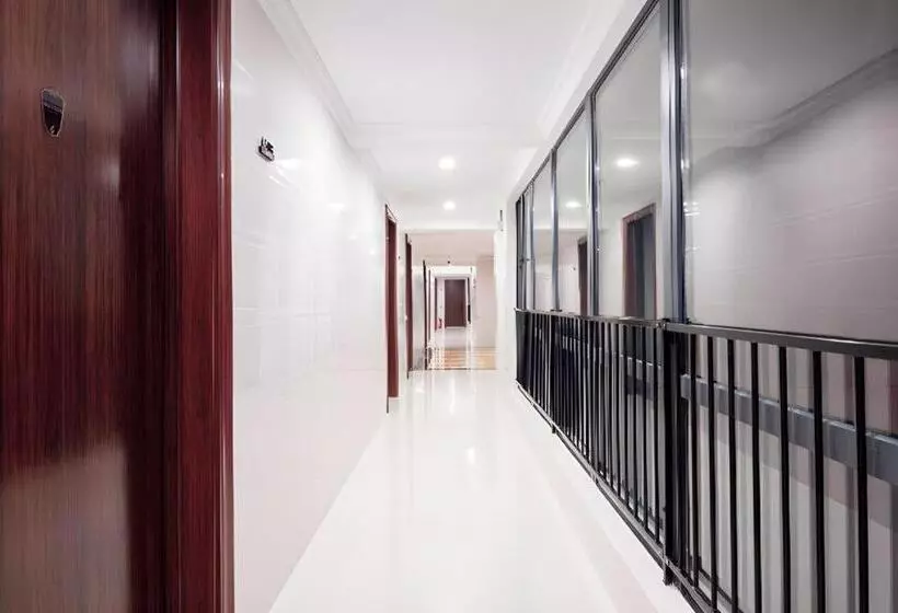 Hotelli Poltton International Service Apartment Shanwei Urban District High Speed Railway Station