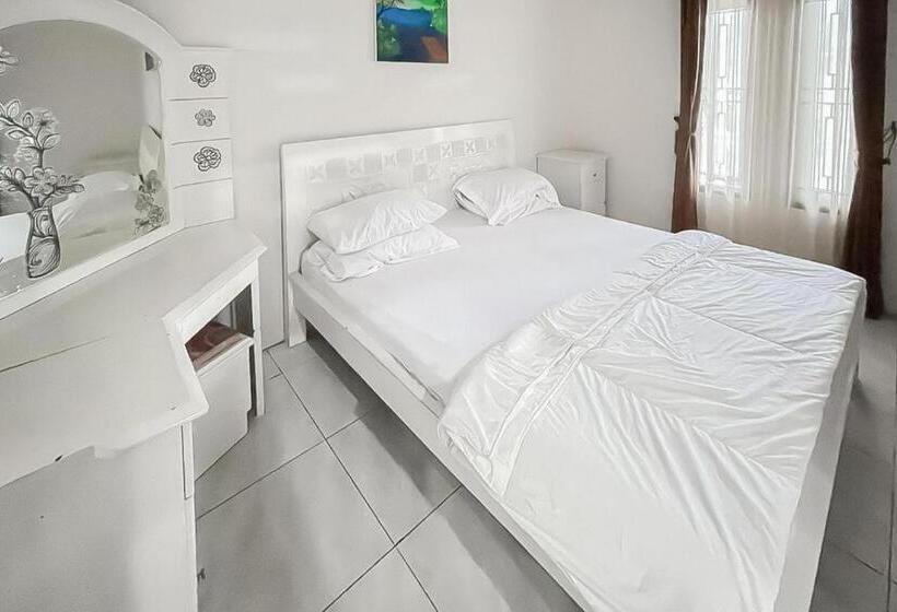 Hotel Reddoorz Resort Syariah @ Rancakalong Sumedang