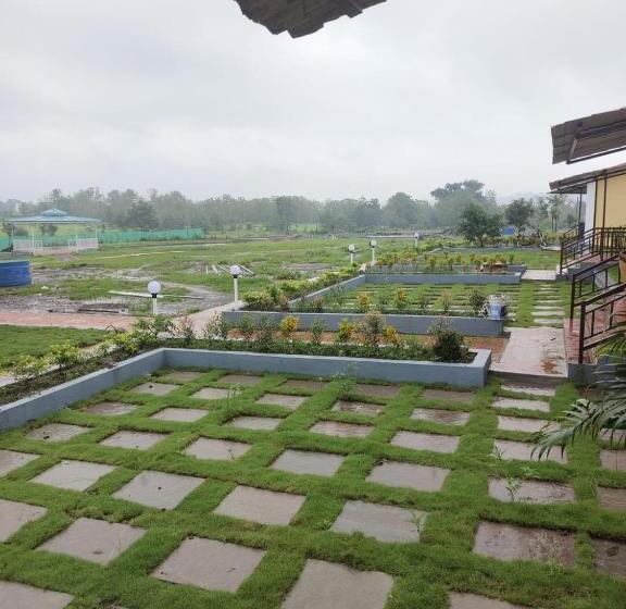 リゾートホテル The Malshej Mist