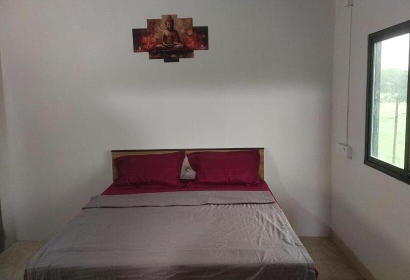 リゾートホテル The Malshej Mist