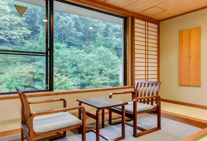 旅館 式部のやかた井筒屋