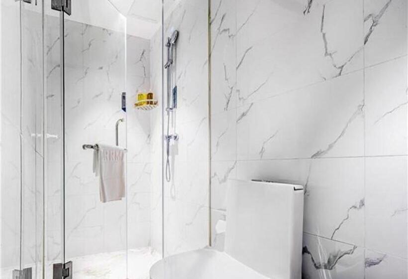 Borrman Hotel Changsha Wuyi Square Yingbin Road Metro Station