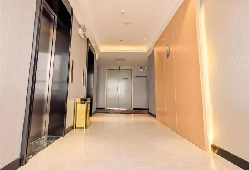 Borrman Hotel Puning International Commodity City Wantaihui