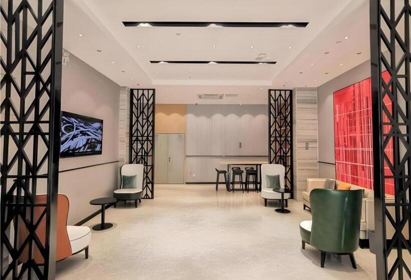 Borrman Hotel Puning International Commodity City Wantaihui