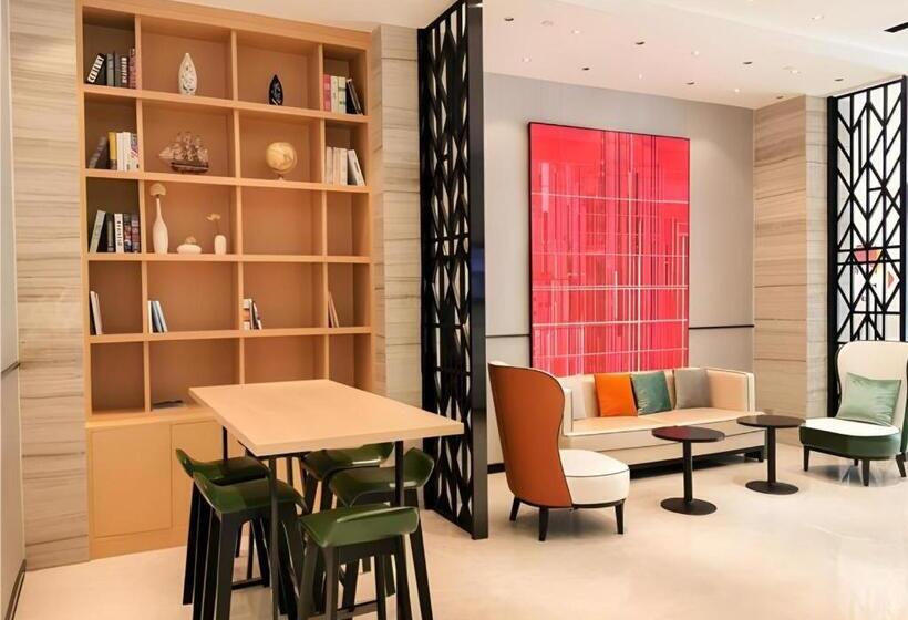 Borrman Hotel Puning International Commodity City Wantaihui