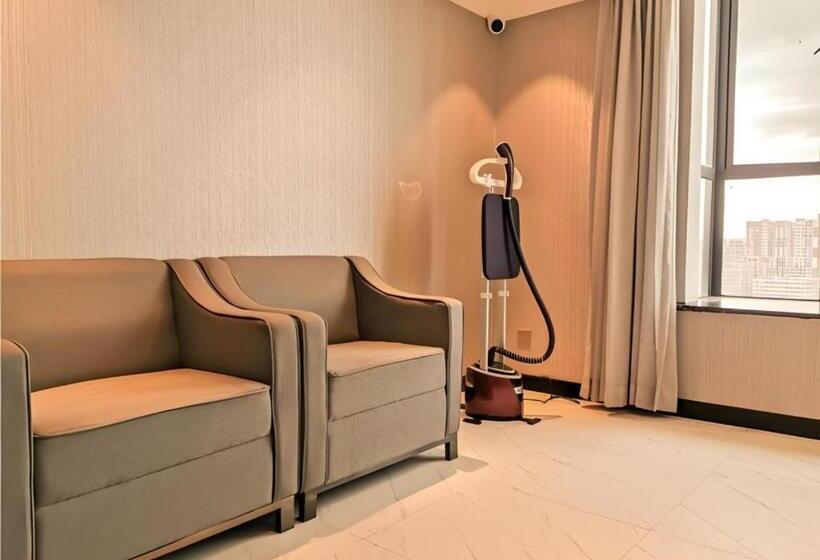 Borrman Hotel Puning International Commodity City Wantaihui