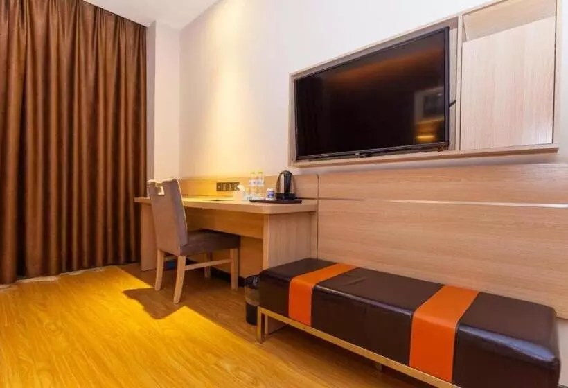 هتل 7days Premium Yichang Railway Station East