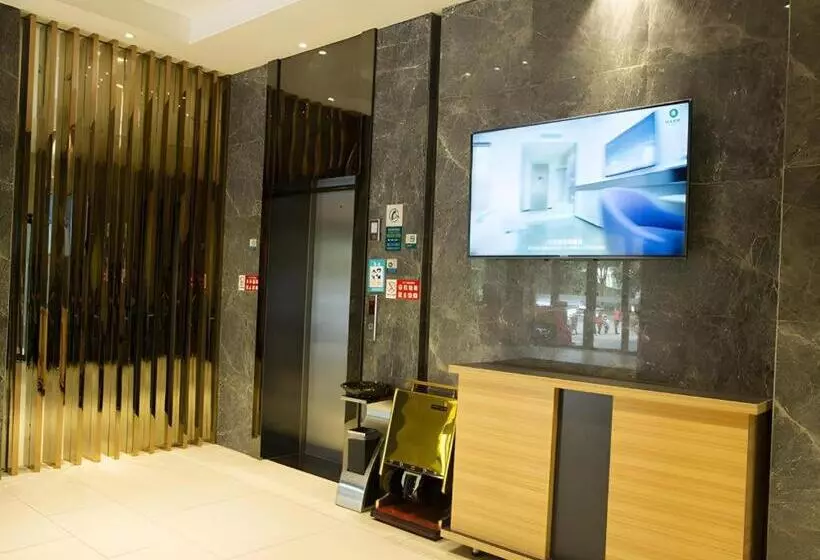 Hotelli City Comfort Inn Huanggang Huangzhou Avenue