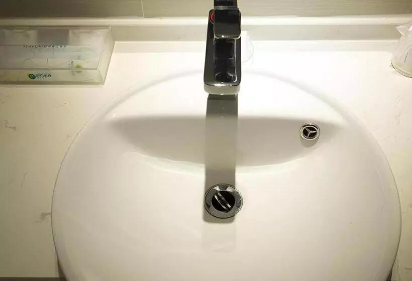 Hotelli City Comfort Inn Huanggang Huangzhou Avenue