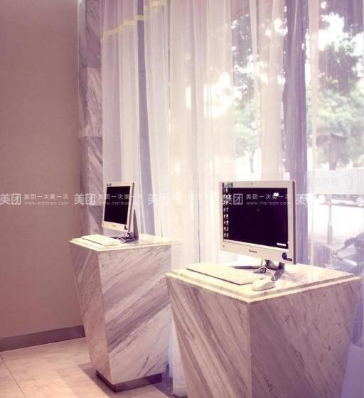 酒店 City Comfort Inn Yulin Jincheng Center Municipal Government