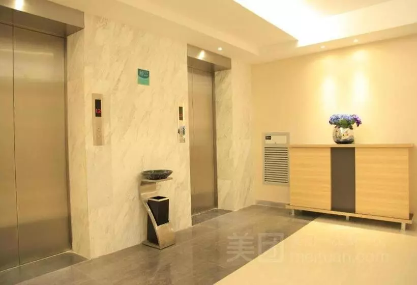 Hotelli City Comfort Inn Yulin Jincheng Center Municipal Government