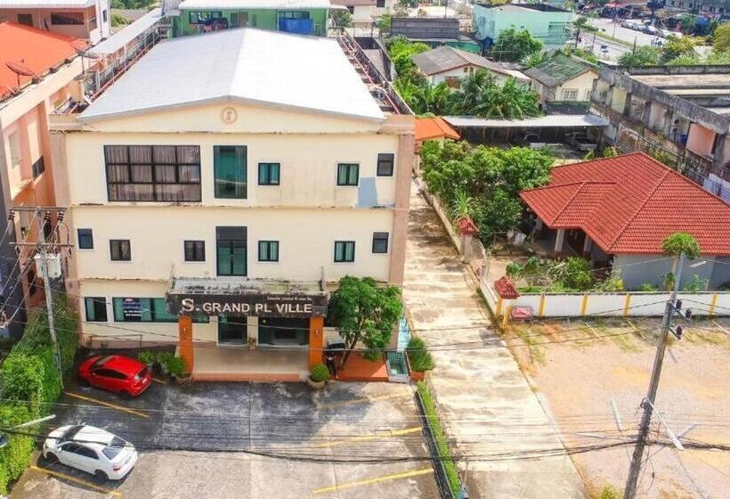 בית מלון כפרי Grand Pl Ville