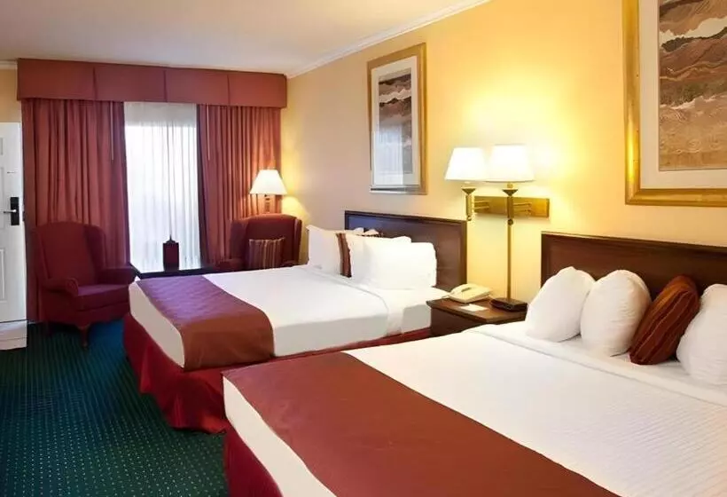 Hotelli Magnuson Grand Conference