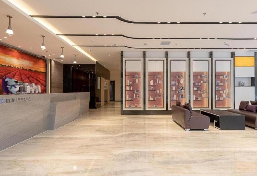 Lavande Hotel·shijiazhuang Xinji Lucheng Commercial Plaza