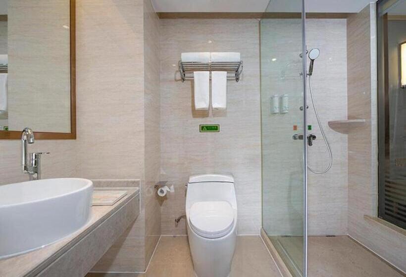 Vienna Hotel Guangdong Huizhou Dayawan Wanda