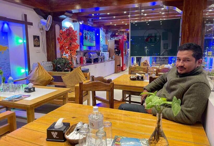 هتل Aagan Dhulikhel