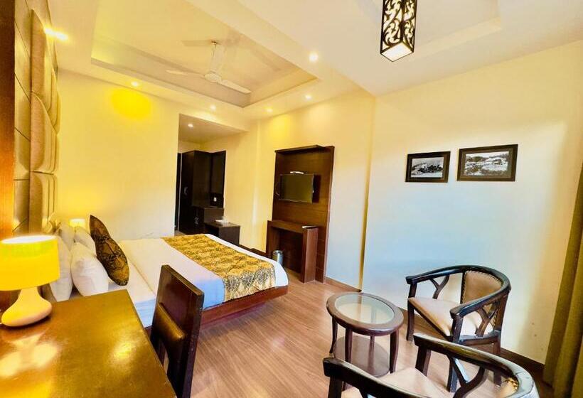 בית מלון כפרי Hill View, Mussoorie Near Mall Road Mussoorie