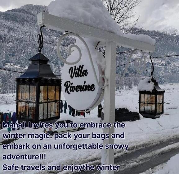 Hotel Riverine Cafe & Cottages