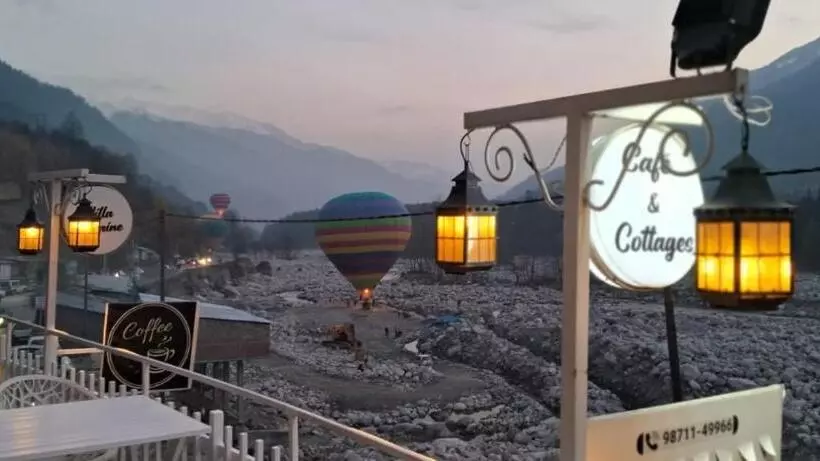 ホテル Riverine Cafe & Cottages