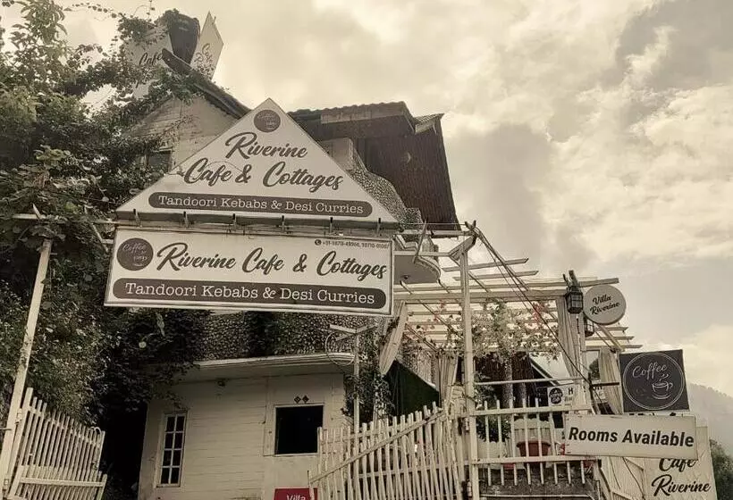 ホテル Riverine Cafe & Cottages