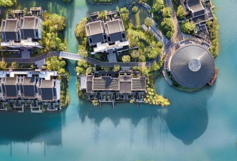 渡假胜地  Banyan Tree Yangcheng Lake