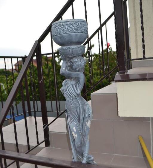 호스텔 мини отель Veravilla