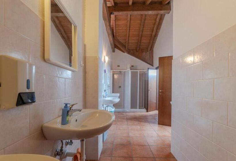 هاستل Rifugio Parpinasca