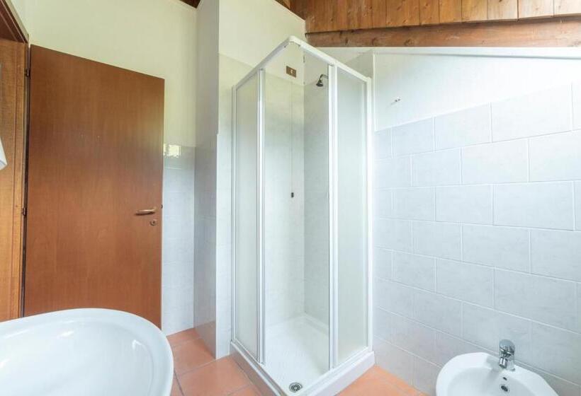 هاستل Rifugio Parpinasca