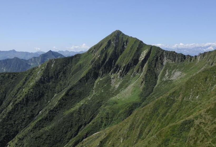 هاستل Rifugio Parpinasca