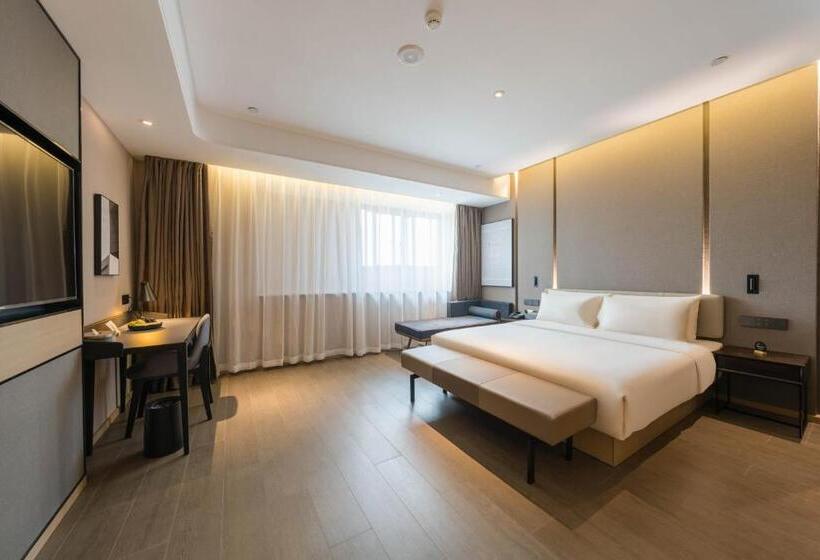 Atour Hotel Quzhou Nankong