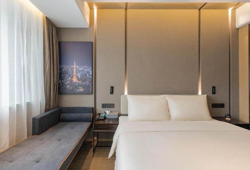 Atour Hotel Quzhou Nankong