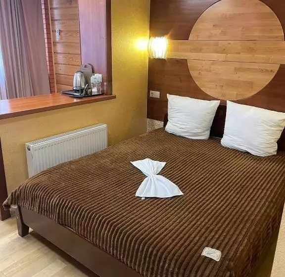 Hotelli готельний комплекс