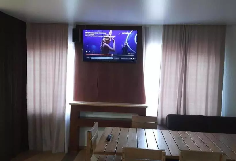 Hotelli готельний комплекс