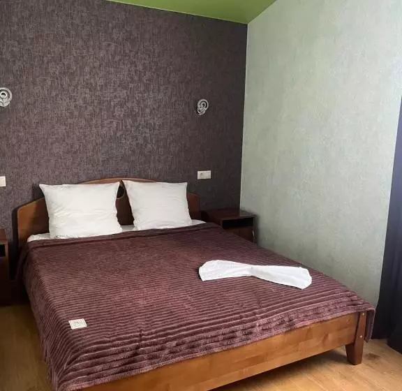 Hotelli готельний комплекс