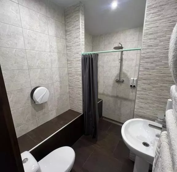 Hotelli готельний комплекс