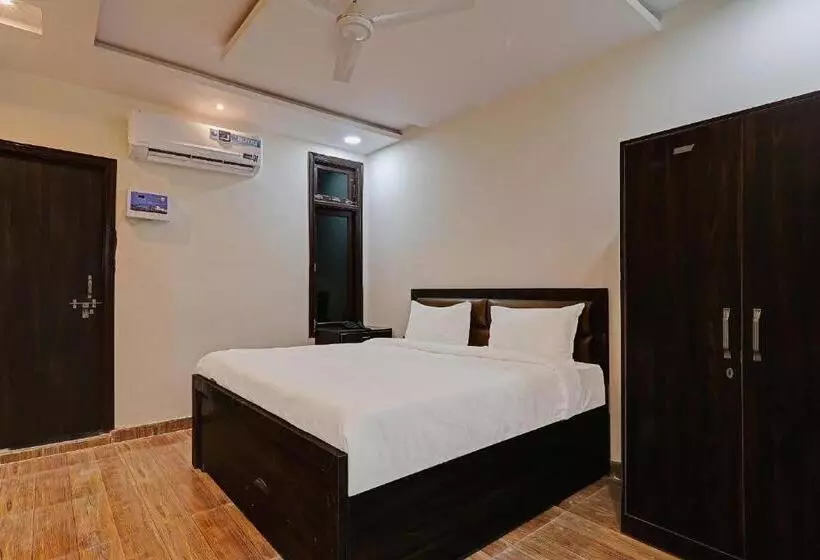 ホテル Super Collection O Oyo Townhouse Lemonade Shyam Nagar
