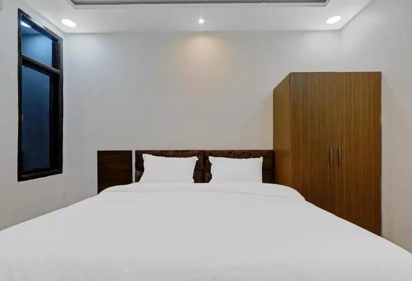 ホテル Super Collection O Oyo Townhouse Lemonade Shyam Nagar