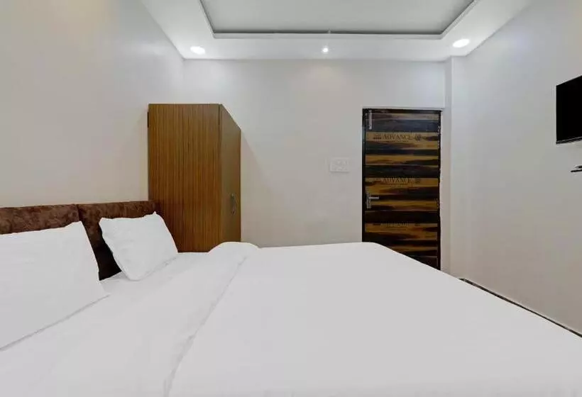 ホテル Super Collection O Oyo Townhouse Lemonade Shyam Nagar