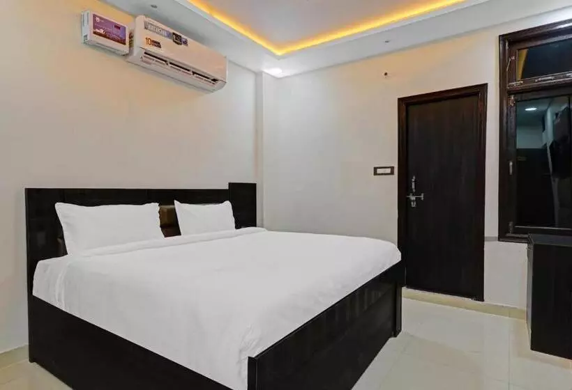 ホテル Super Collection O Oyo Townhouse Lemonade Shyam Nagar