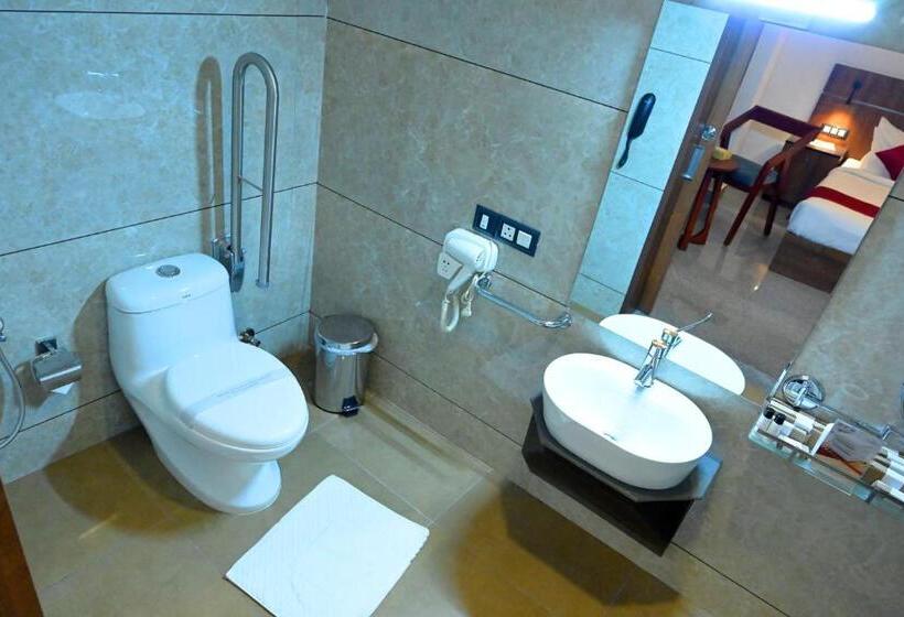 ホテル Thamburu International